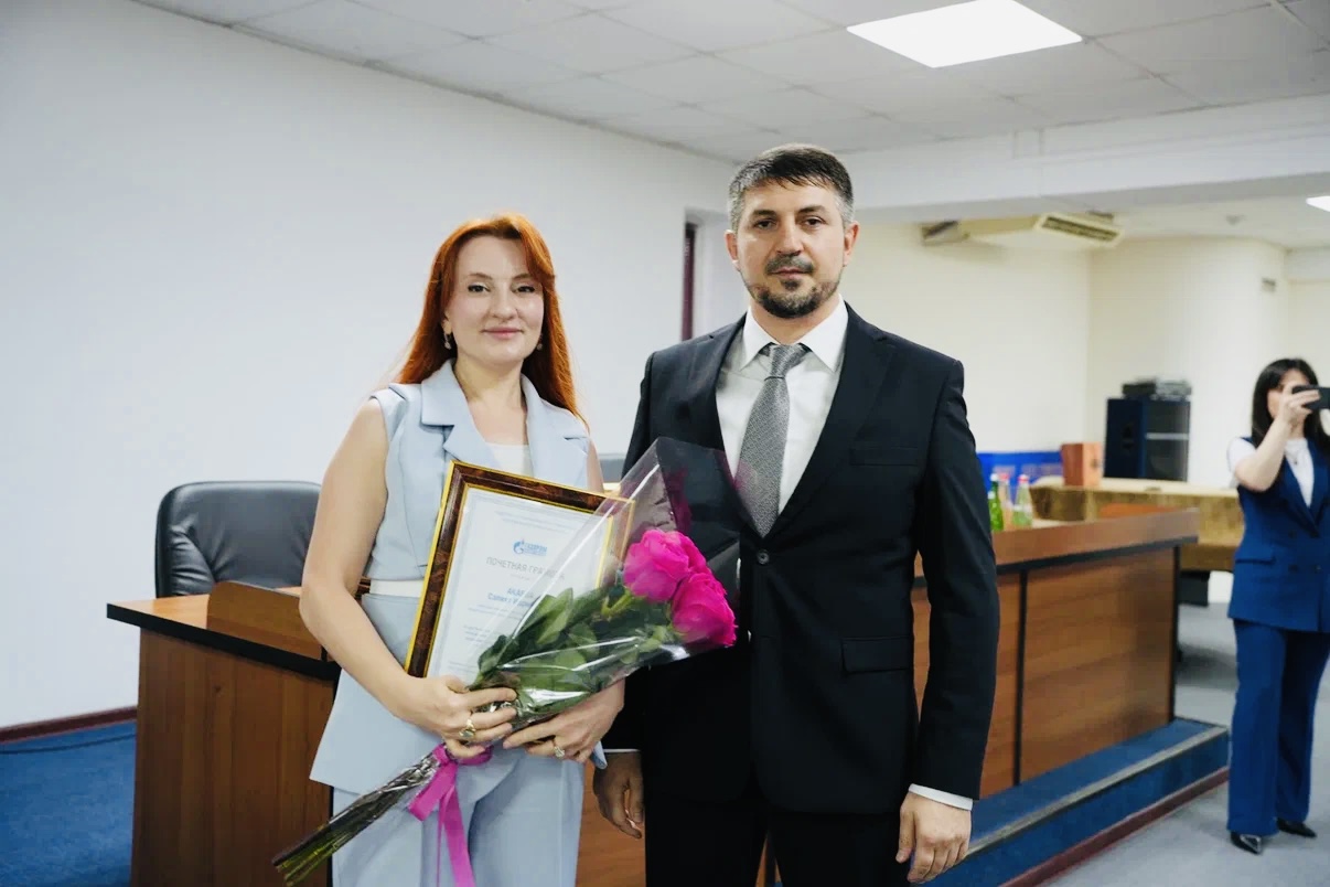 Коллектив "Газпром межрегионгаз Махачкала" отметил День работников газовой промышленности Коллектив "Газпром межрегионгаз Махачкала" отметил День работников газовой промышленности